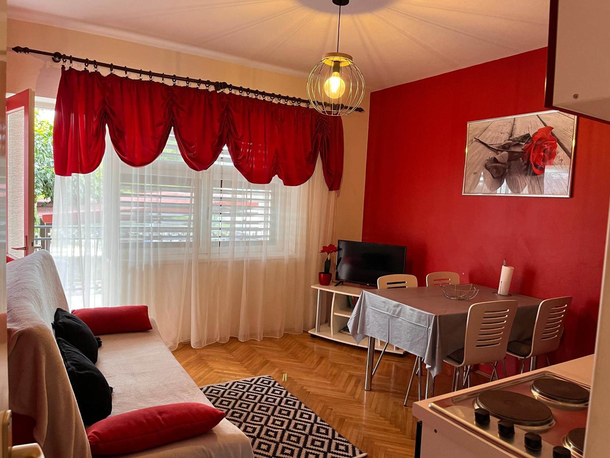 Apartments Villa Mirella 20 M From The Sea - Free Parking Trogir Exterior photo