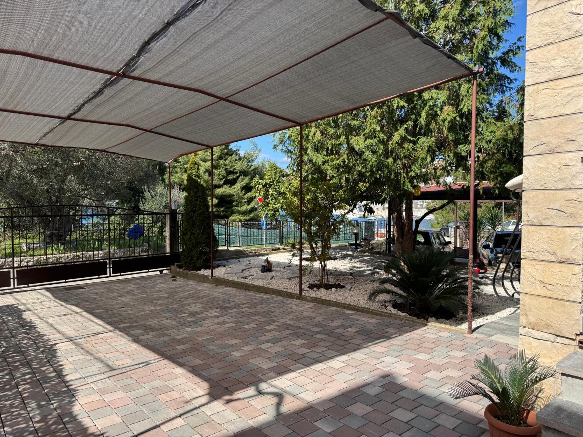 Apartments Villa Mirella 20 M From The Sea - Free Parking Trogir Exterior photo